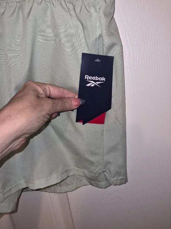 NWT Reebok Sprinter Running shorts. - Picture 2 of 5
